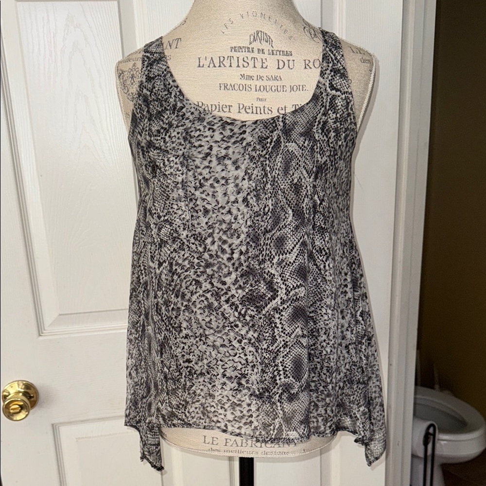 SAPA Women's Black and Gray Sleeveless Top W/ Poncho Cover